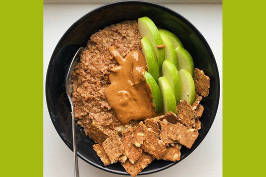 Apple and cinnamon crunch porridge